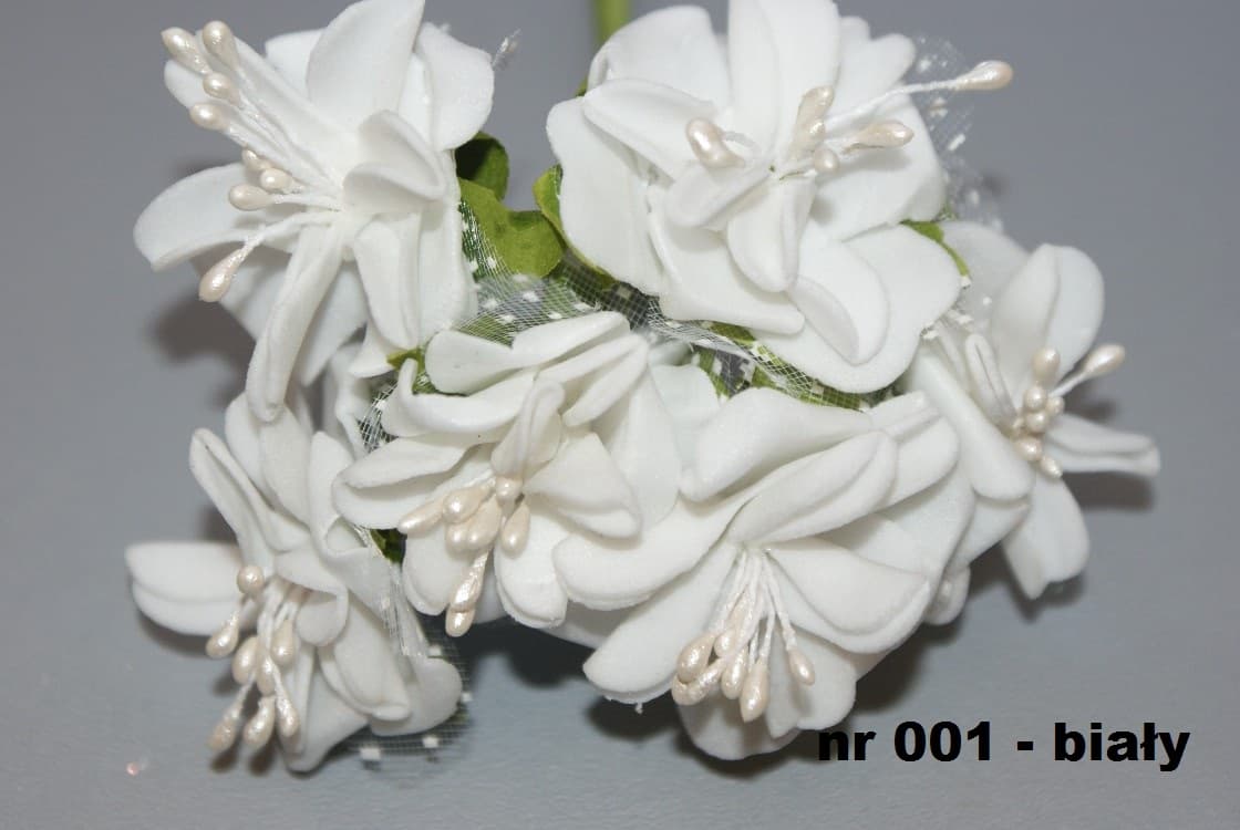 Kwiaty piankowe frędzlowane 4cm/6szt białe