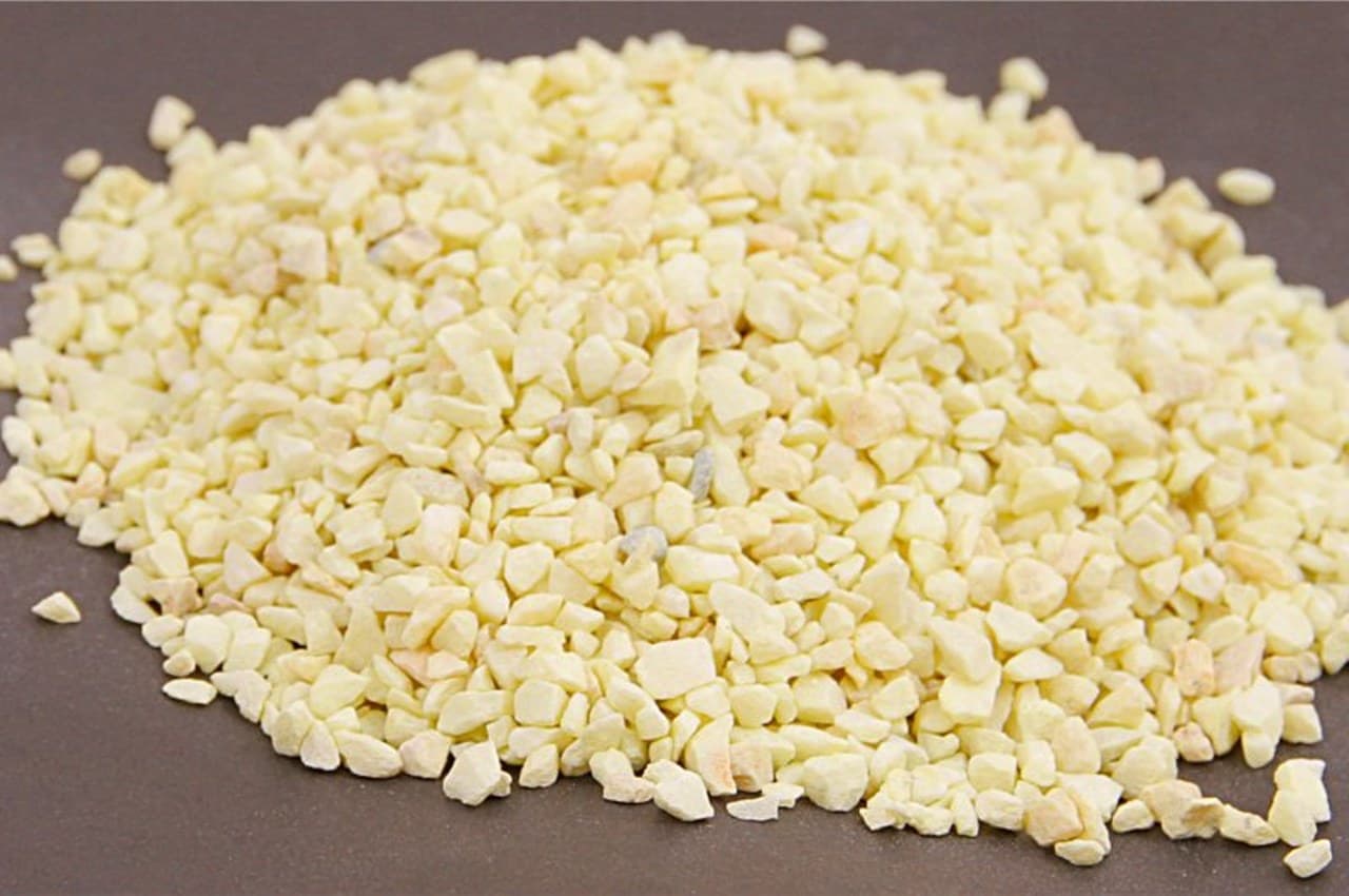 Marmur granulat kwarcowy, 2-4mm, 0,5kg, kremowy