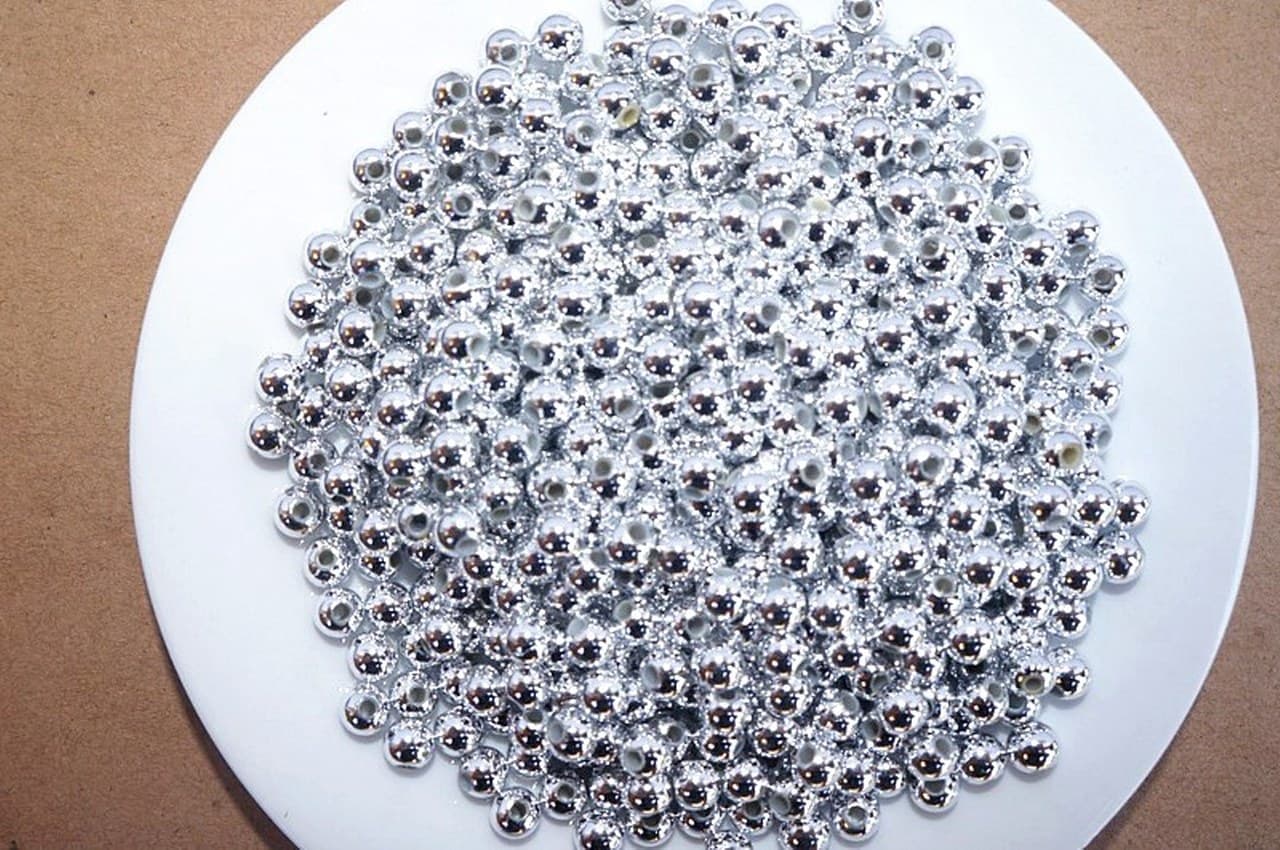 Perełki metalizowane, śr. 8mm/50g, srebrne