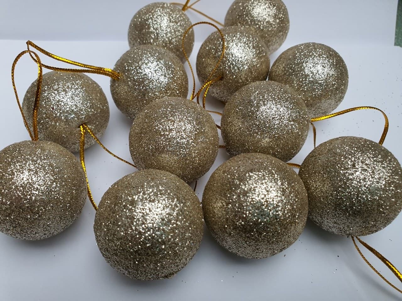 Bombki styropianowe z brokatem,4cm/12szt, beżowe