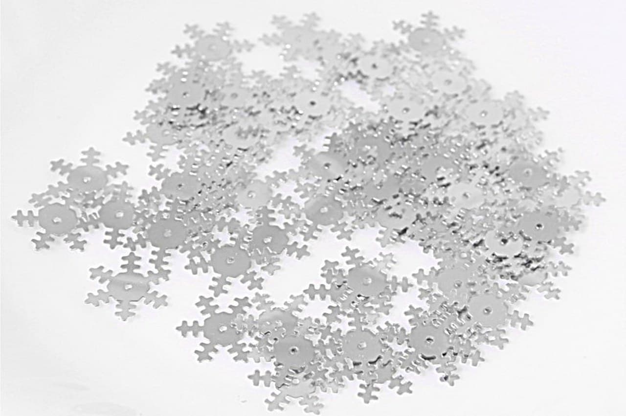 Cekiny śnieżynki 18mm/5gram srebrne