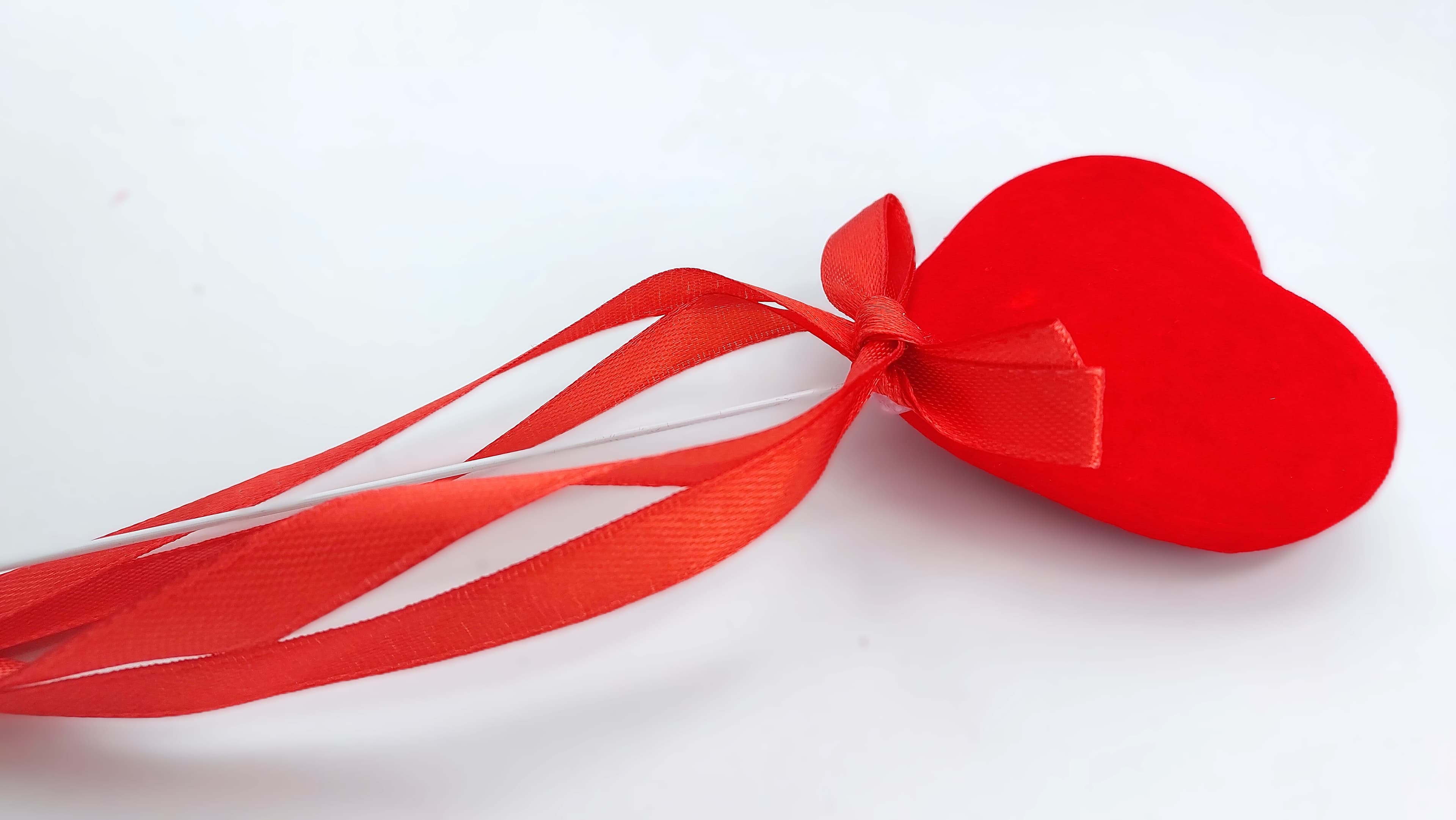 Serce welurowe NA PIKU 7 cm CZERWONE 1 szt.