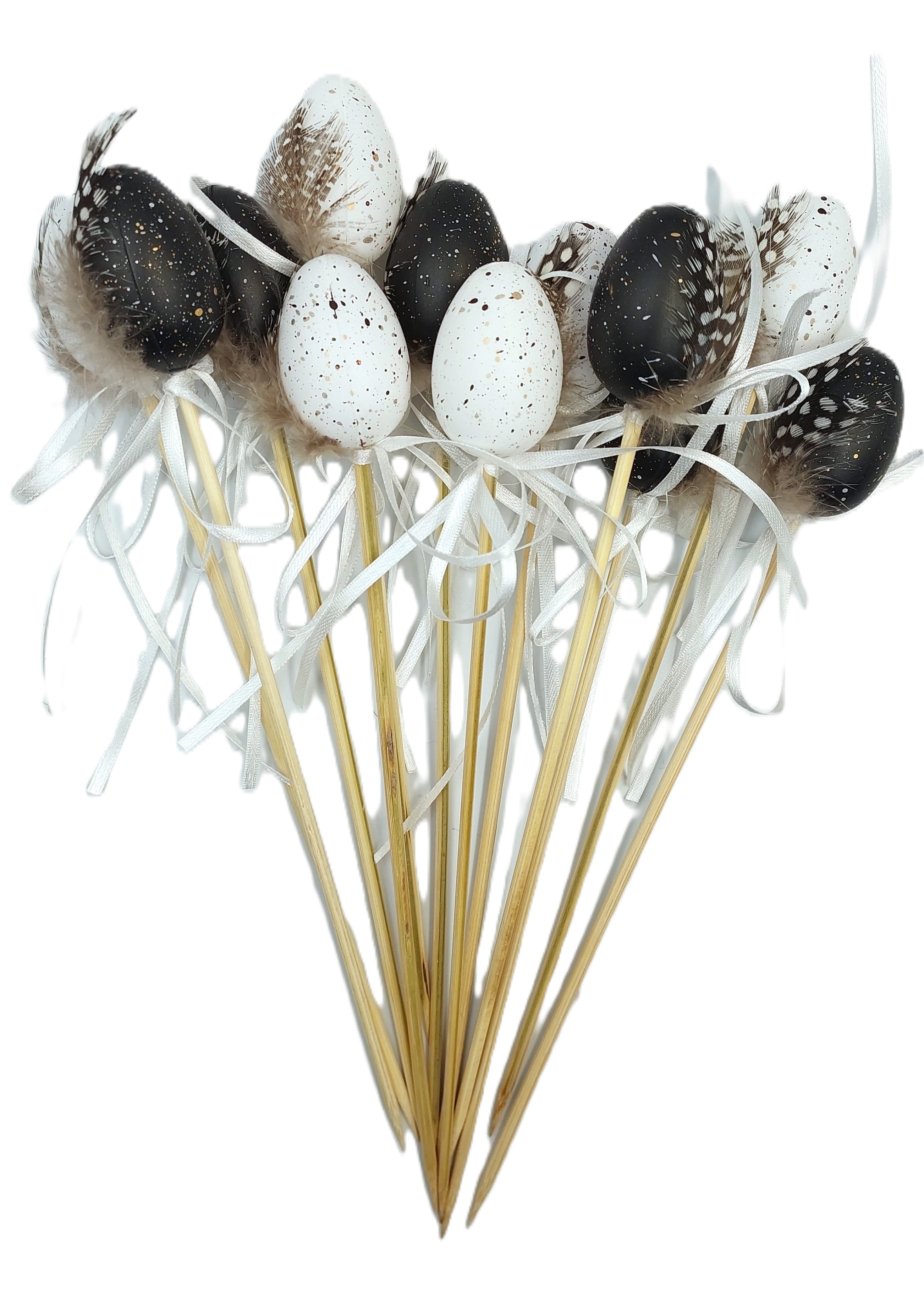 Jajko plastikowe na piku czarno-białe z piórkiem