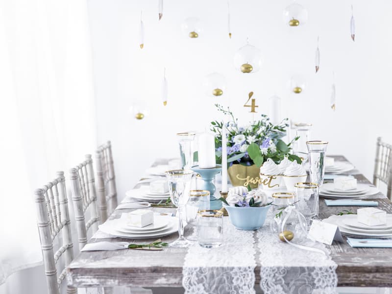 Wizytówki na stół, złote galązki 9,5x5,5cm 10sz